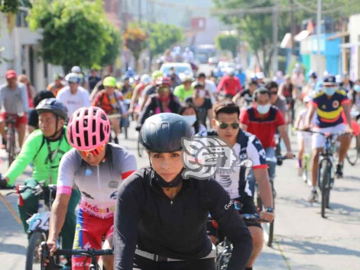 Ingrid Romero, candidata a alcaldía de Mendoza, participa en rodada familiar