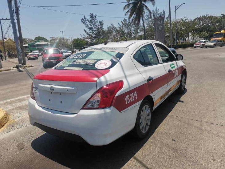 Se registra accidente en calles de Veracruz; deja daños materiales