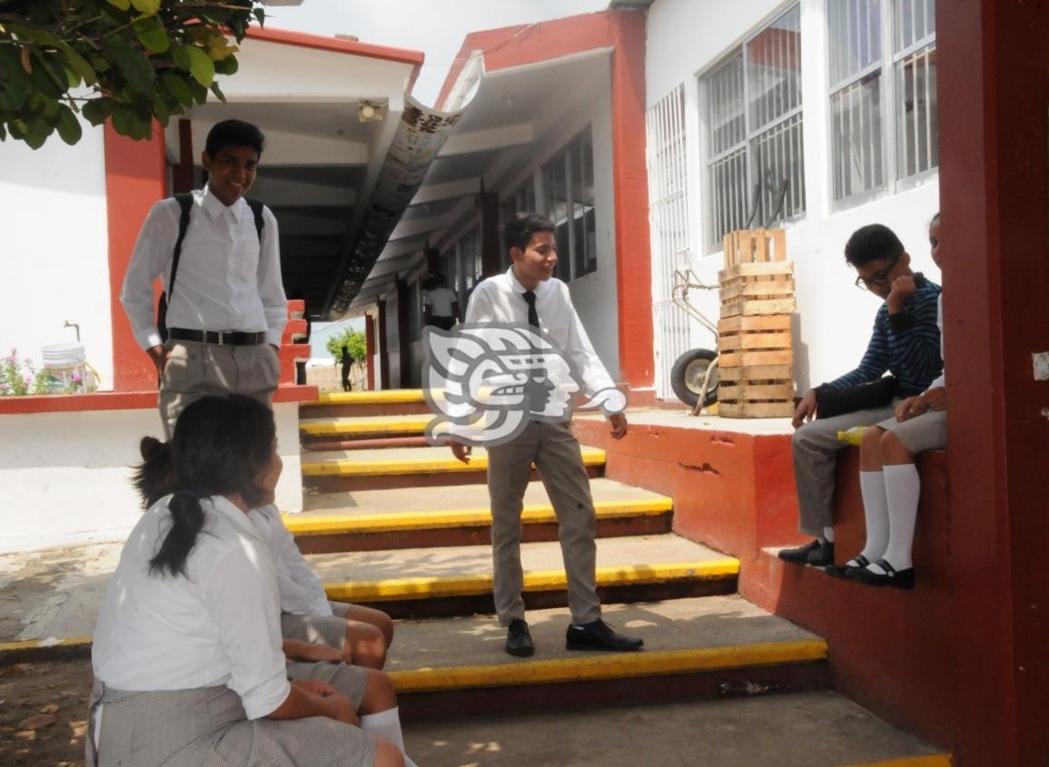 En Coatzacoalcos, 3 colegios privados reactivaron clases presenciales