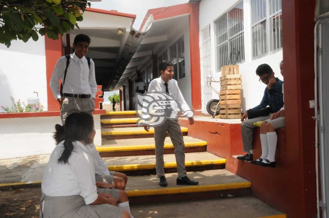 En Coatzacoalcos, 3 colegios privados reactivaron clases presenciales