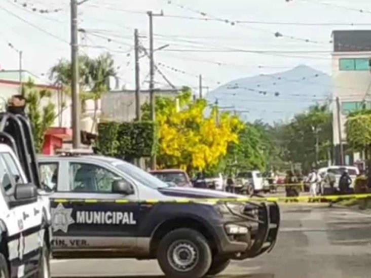 En ataque, asesinan a hombre en Fortín; uno más está lesionado