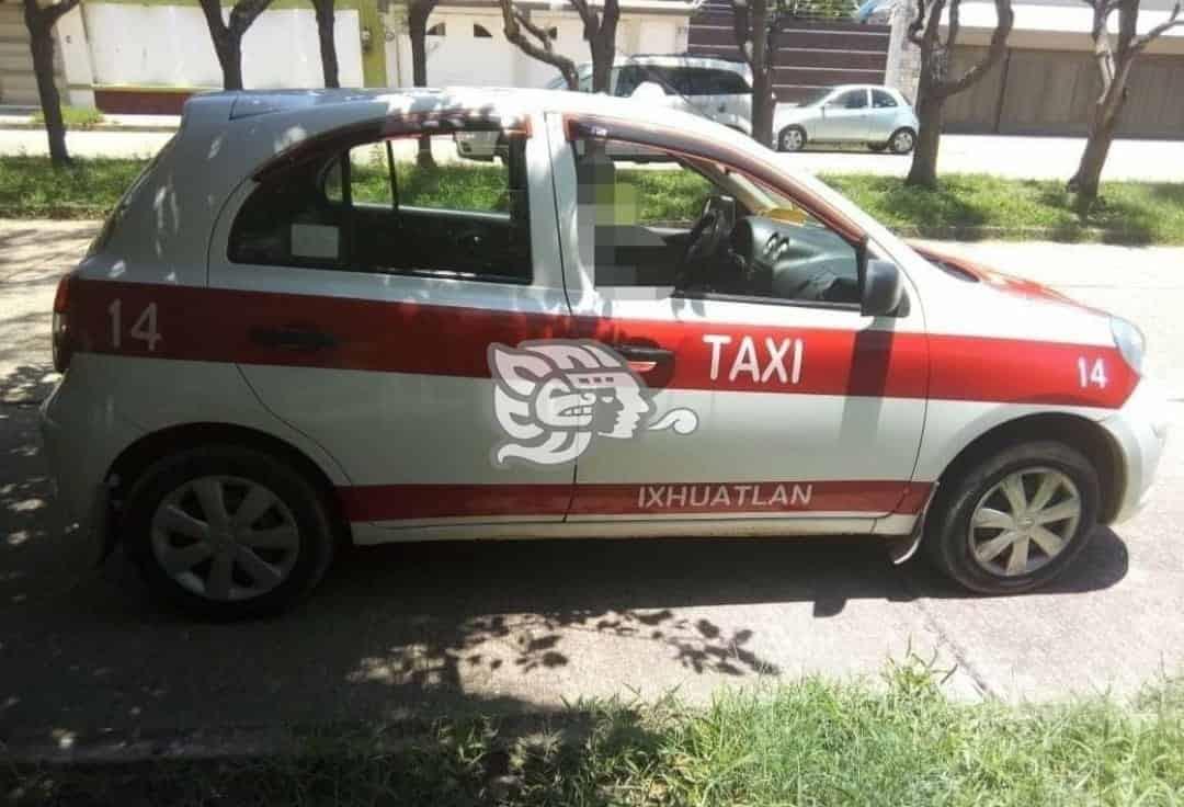 Roban taxi de Ixhuatlán; piden ayuda en redes sociales para encontrarlo 