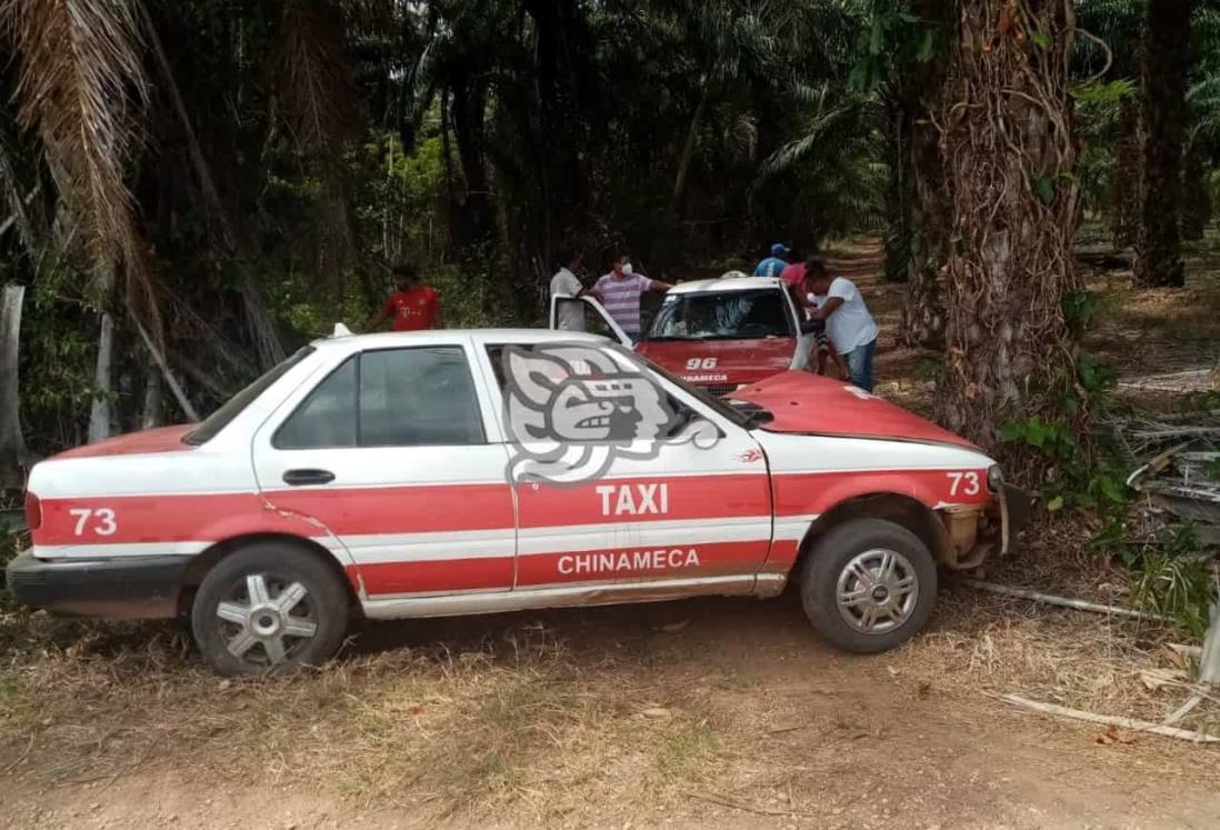 Se frustra asalto a taxista en carretera rumbo a Pajapan