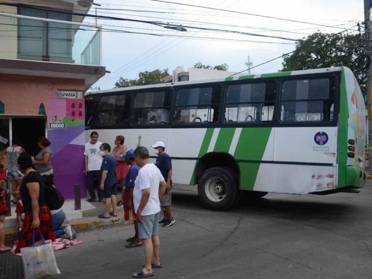 Tres personas lesionadas deja accidente entre urbano y vehículo particular