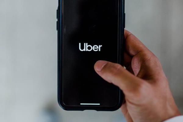 Uber no está operando en Orizaba, sostienen transportistas