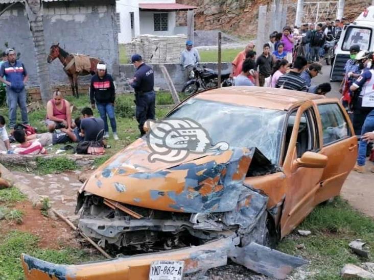 Accidente deja 5 lesionados en la carretera estatal Palo Verde-Nogales