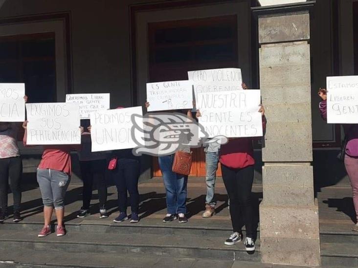 Tensión en el centro de Maltrata tras detención de 54 personas