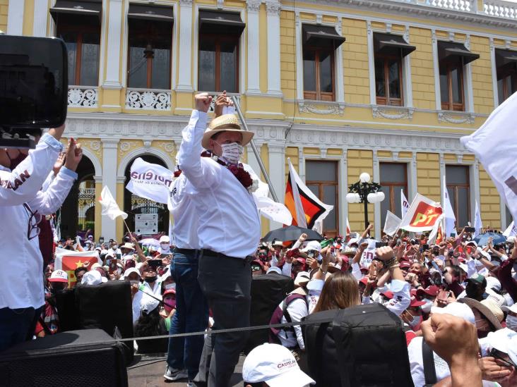 Candidatos punteros a alcaldía realizan caravanas en Orizaba