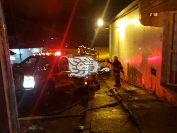 Conato de incendio en mercado Galeana moviliza a  Bomberos de Xalapa