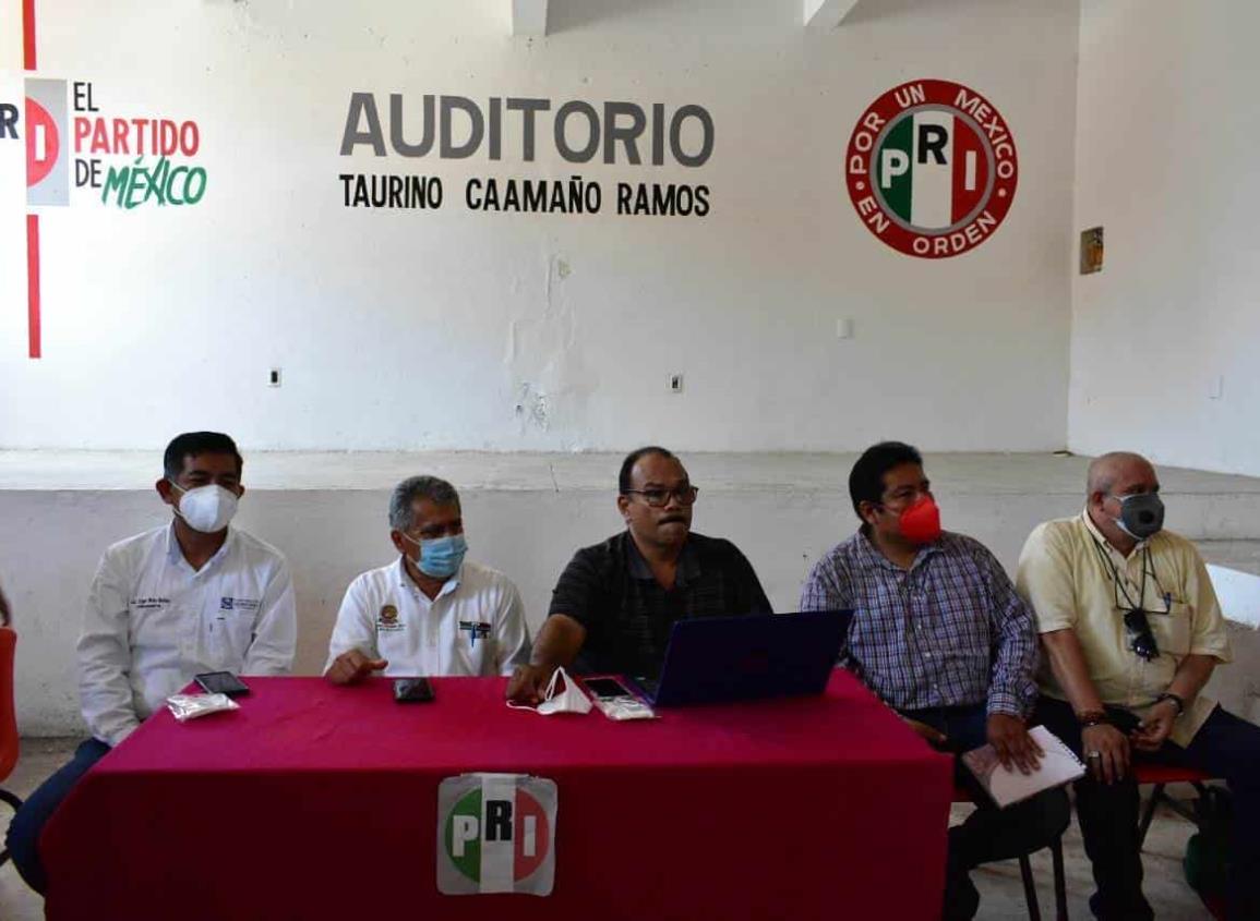 PRI demanda a candidato por usar programas sociales en campaña