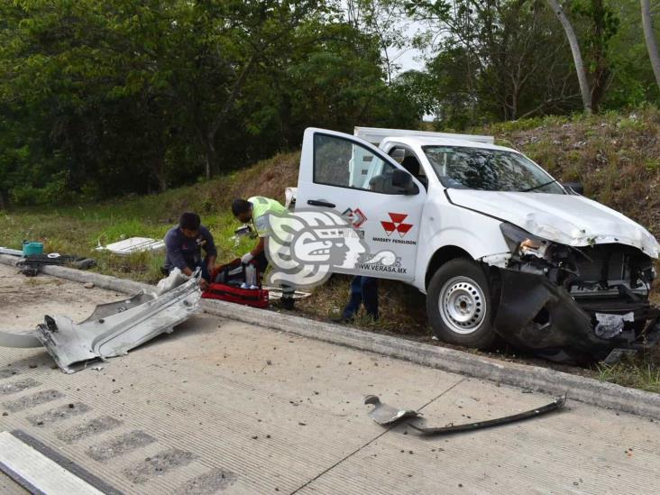 Soconusqueños resultan lesionados tras choque en tramo Acayucan-Cosolea