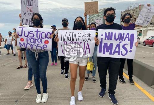 Exigen justicia en caso de Monse