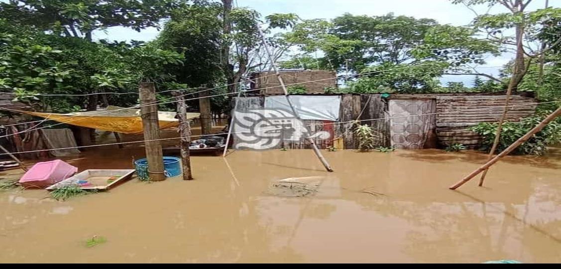 Monitorean el río San Juan; deja afectaciones en Isla y Rodríguez Clara