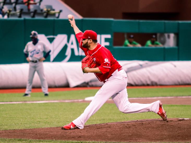 Vapulea El Águila y gana la serie