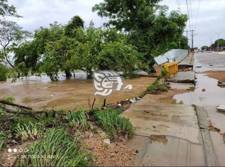 Anegaciones en 6 municipios por creciente de ríos San Juan y Coatzacoalcos