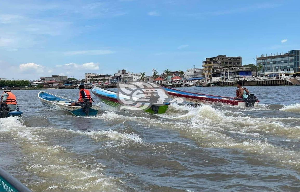 Lancheros de Capoacán iniciaron festejos a San Juan Bautista