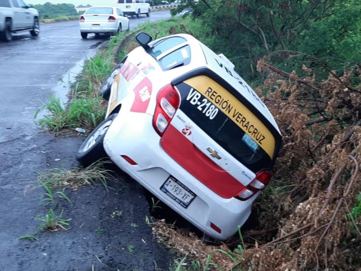 Se registra accidente en carretera federal 140 Veracruz-Xalapa