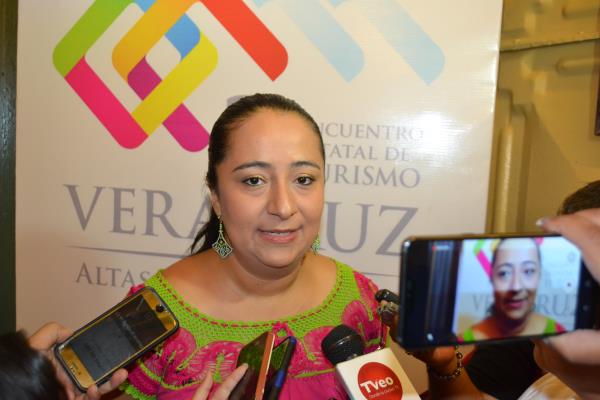 Con la presencia de Xóchitl Arbesú, reactivan turismo en Orizaba