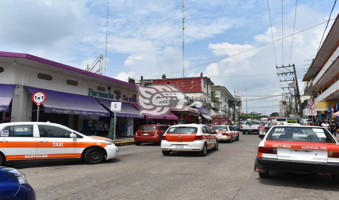 Pandemia de Covid-19 cobró vida de 150 taxistas en Acayucan