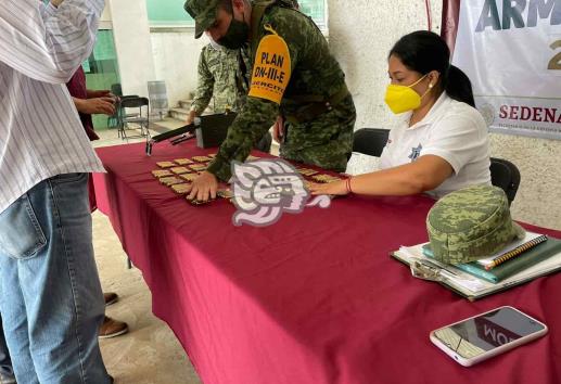 Minatitleco entregó 350 municiones en el canje de armas