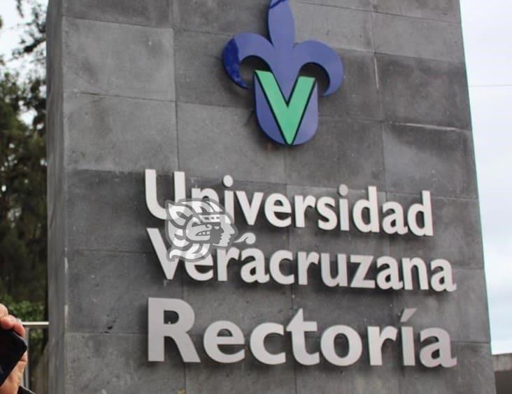 UV realiza impresiones gratuitas en sistema Braille, en USBI Xalapa