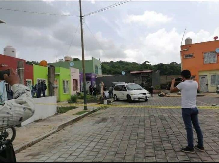 Se registra violento atraco; deja 2 personas lesionadas y dos muertos