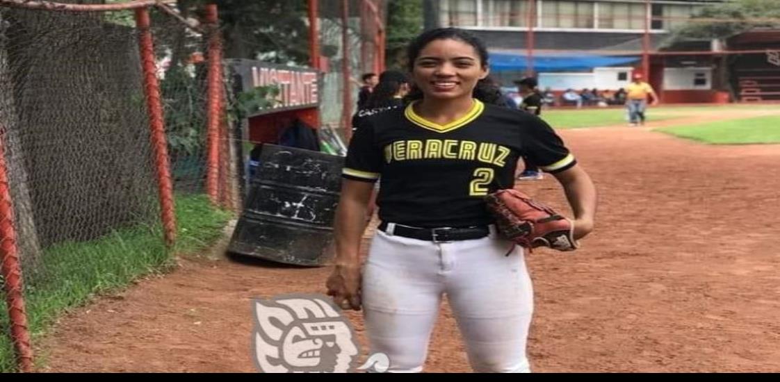 Yeira Mathey Pascual va de refuerzo con la Selección de Beisbol de Veracruz