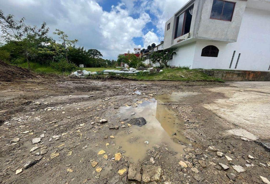 Bandas de delincuentes e inundaciones quitan paz a Las Fuentes, en Xalapa