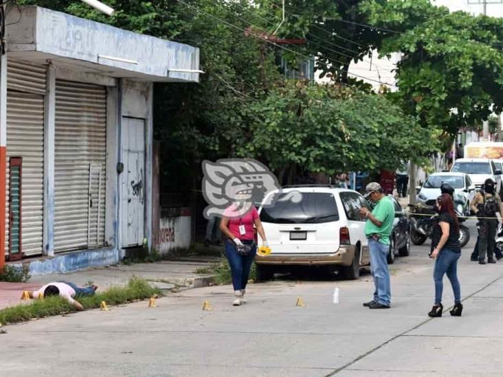 Sicarios interceptan y asesinan al popular “Argenis” en Acayucan