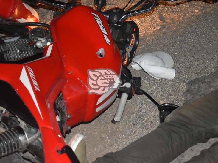 Disparan y asesinan a motociclista sobre la Transístmica en Texistepec 