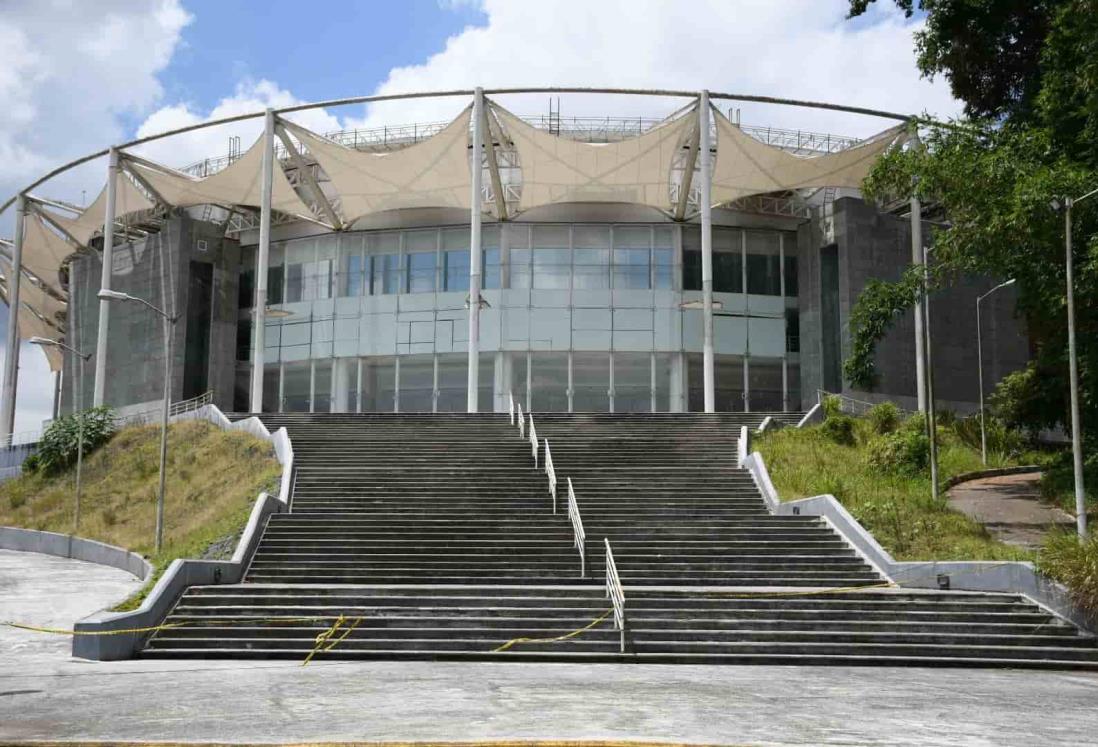 Velódromo de Xalapa y Centro de Raqueta en Boca dejarán de ser hospitales Covid