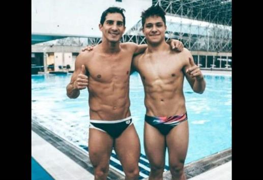 Rommel Pacheco y Osmar Olvera avanzan a semifinales en clavados