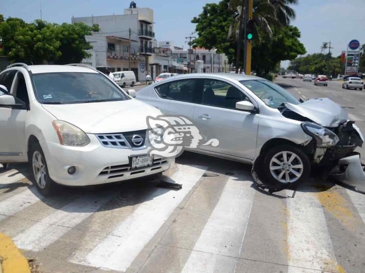 Se registra accidente entre dos unidades en Veracruz