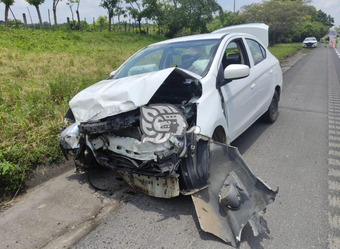 Dos lesionados tras choque en carretera Acayucan – Rodríguez Clara