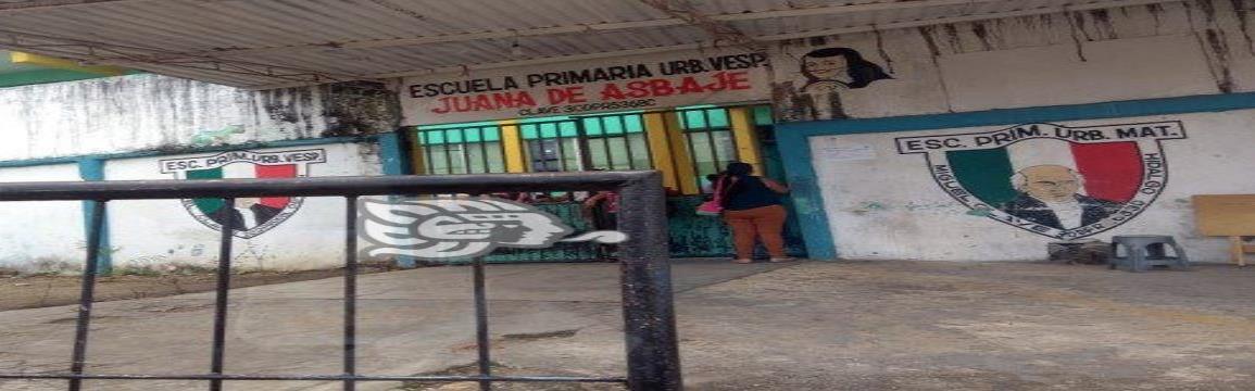 Se niegan padres de familia firmar responsiva para que sus hijos regresen a las aulas