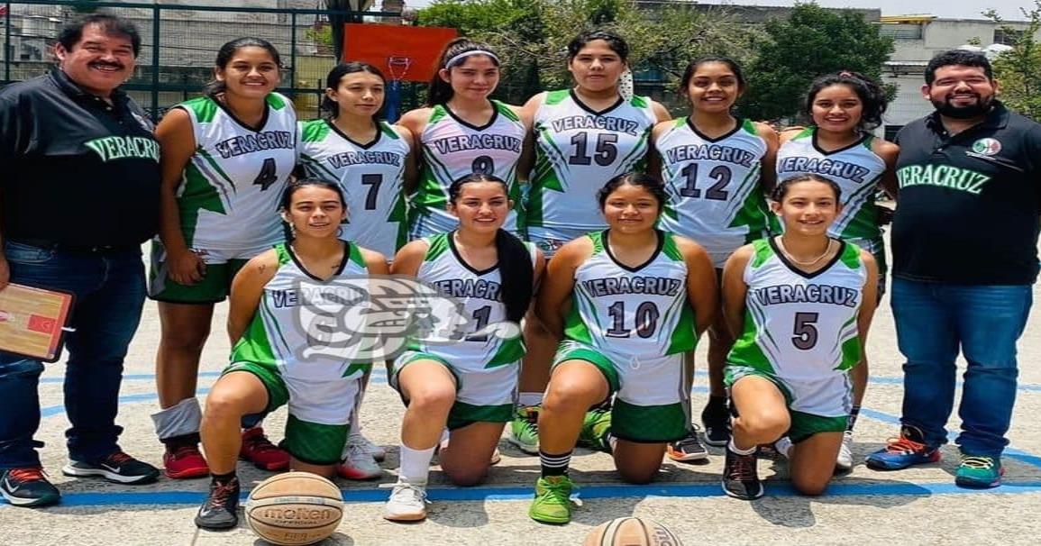 CachorrOZ Mina fue tercero en Olimpiada de Basquetbol