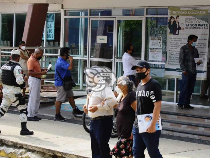 Molestia por suspensión de servicios en IMSS 36; GN evita agresiones a médicos