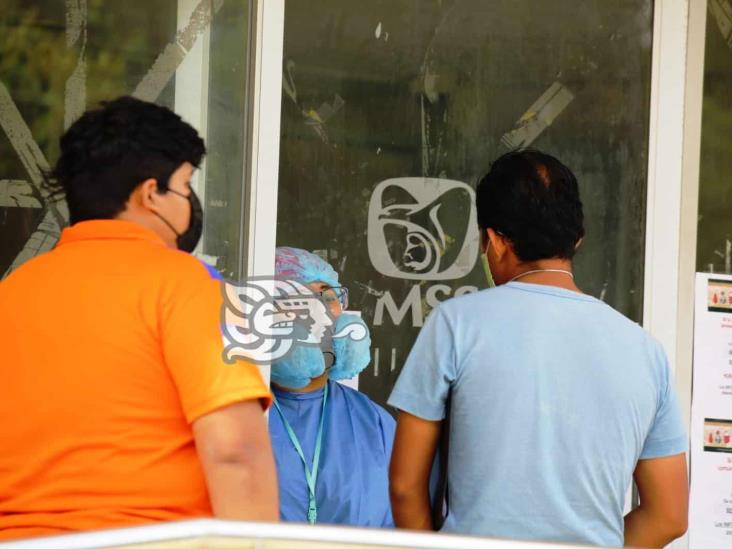 Molestia por suspensión de servicios en IMSS 36; GN evita agresiones a médicos