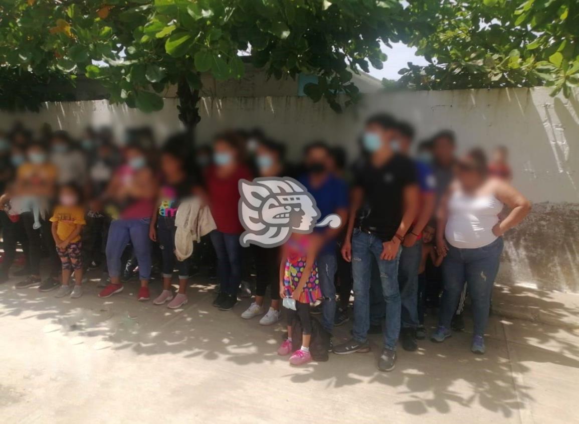 Rescata SSP a 108 migrantes; hay un detenido, en Las Choapas