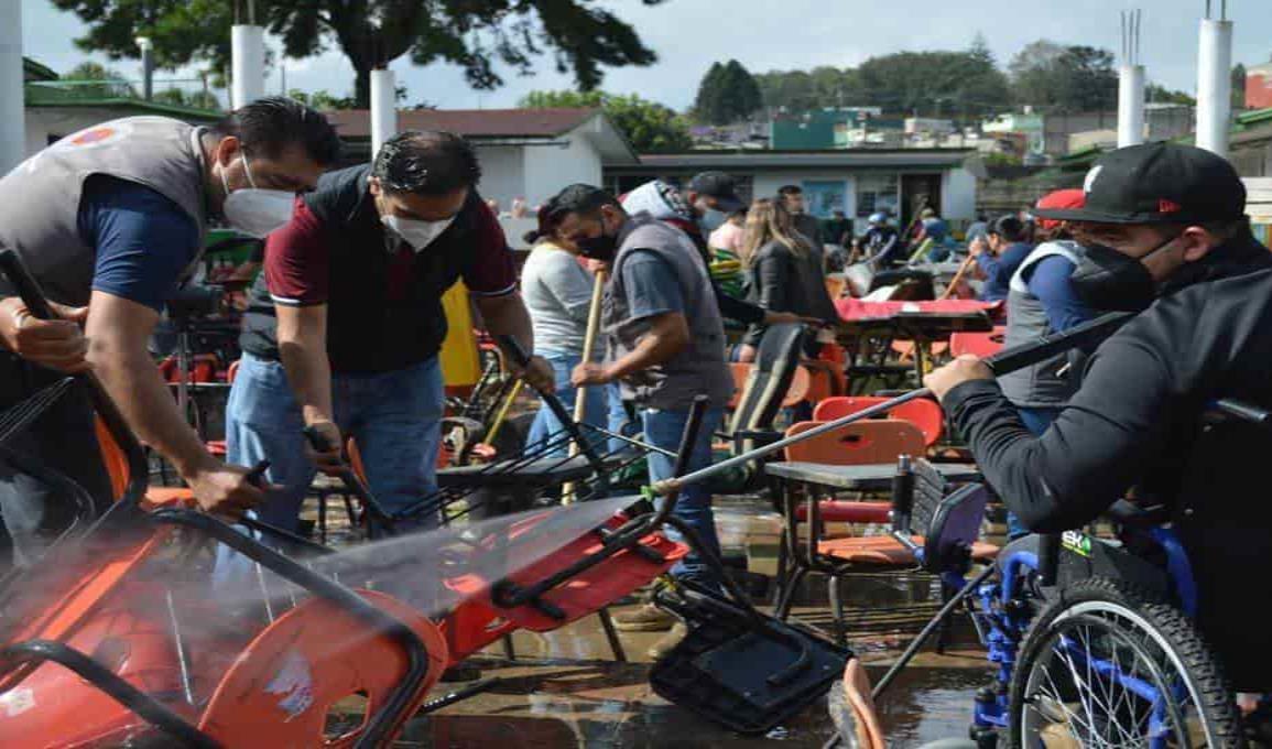 Cuenta SEV con seguro para rehabilitar planteles dañados por Grace