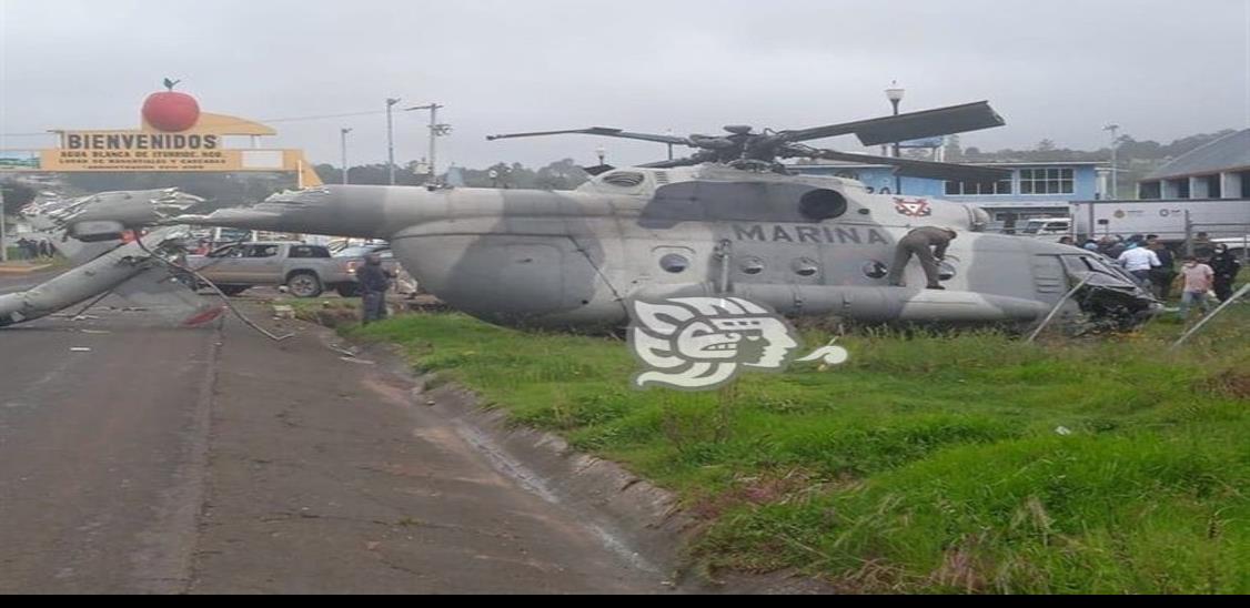 A salvo, con golpes y con monitoreo médico, tripulantes de helicóptero accidentado