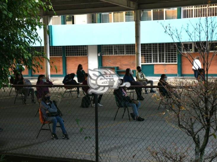Regresan a clases presenciales en escuelas de Xalapa