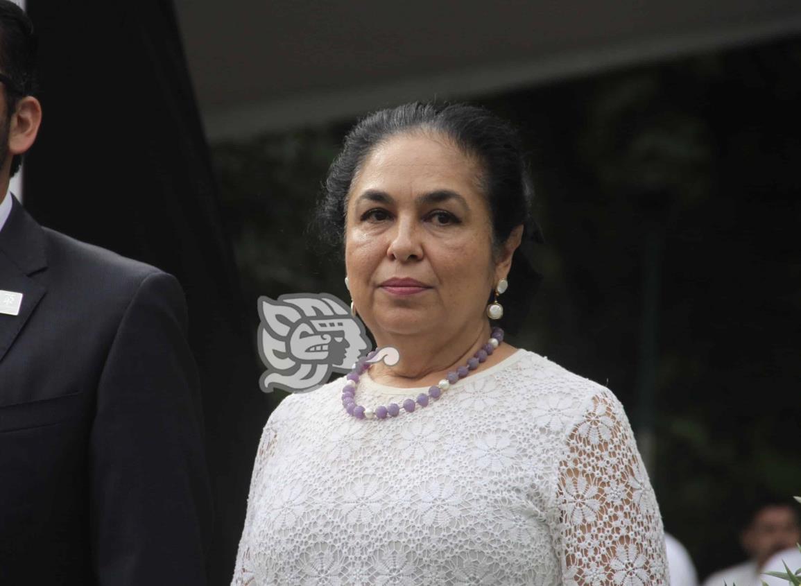 Concluye gestión de Sara Ladrón de Guevara al frente de la UV