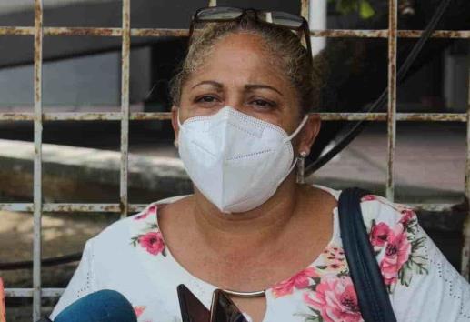 Madre de Karla Pulido costea con rifas su hospitalización