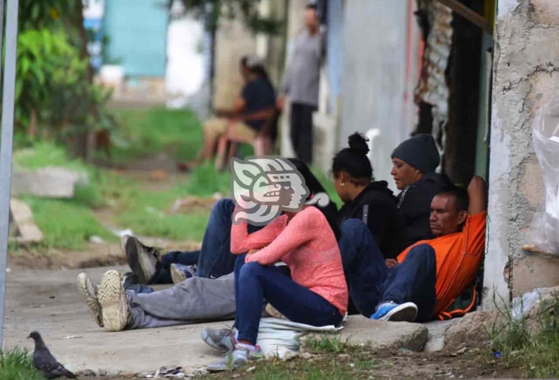 Migrantes se arriesgan con sus hijos en busca del sueño americano