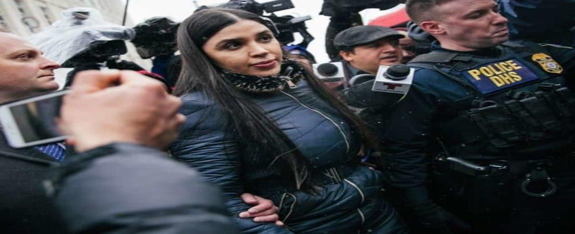 Pospone juez sentencia a esposa de ‘El Chapo’