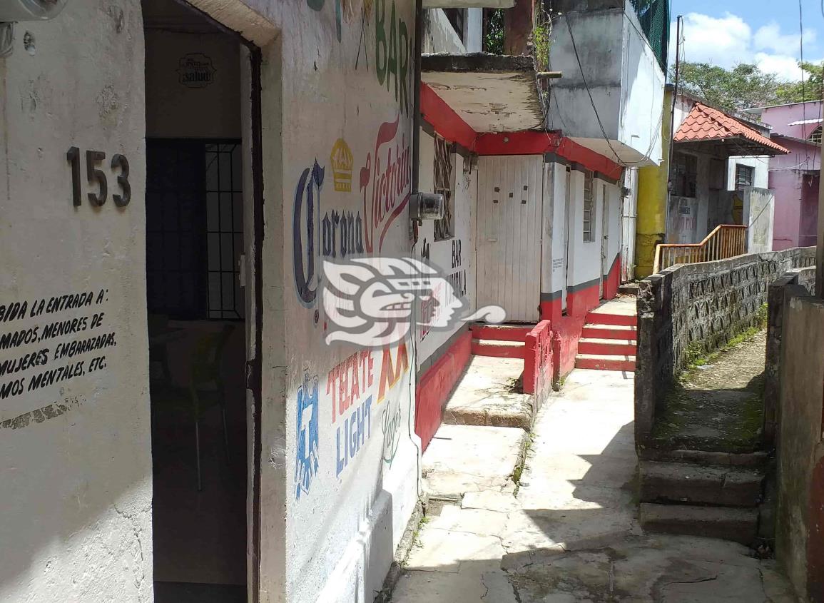 Agoniza vida nocturna del ‘Callejón del Vicio’ de Agua Dulce