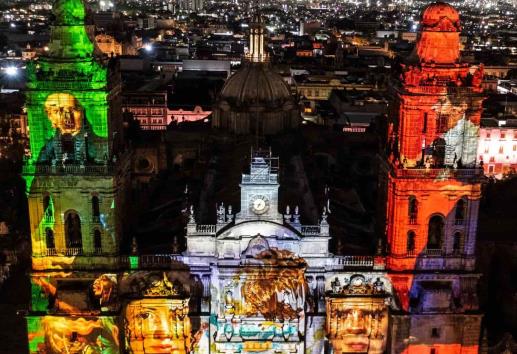 ¡Viva México! AMLO encabeza su tercer Grito de Independencia