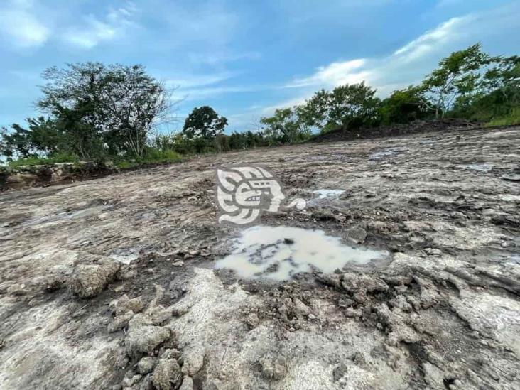 Con tiradero a cielo abierto, Alcaldía de Coatepec amenaza a río Los Pescados