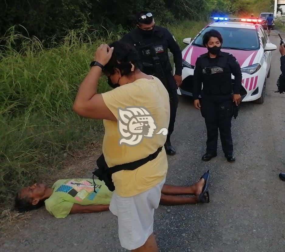 Abandonan a adulto mayor en la pista Cosolea-Nuevo Teapa